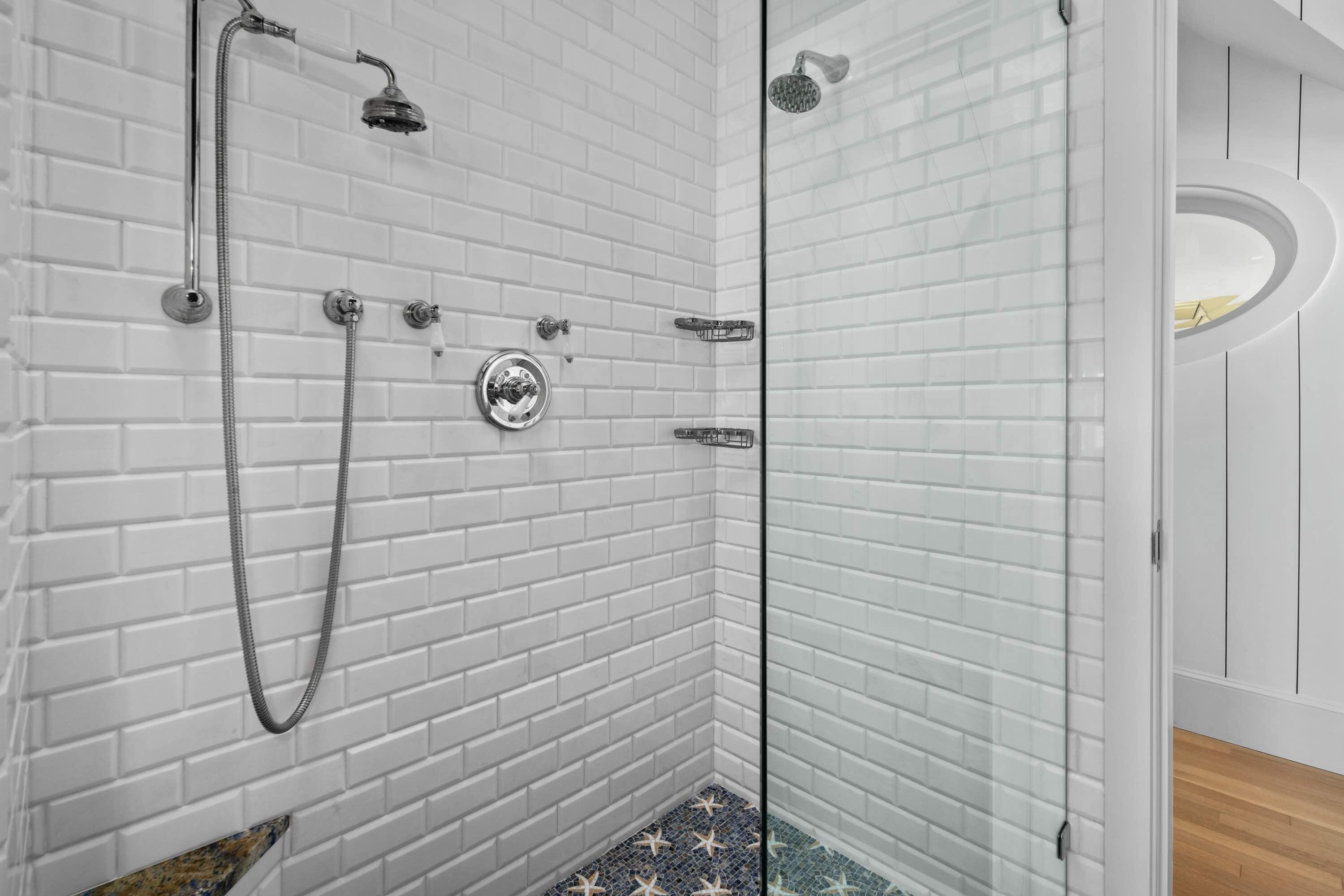 24 Fieldstone Lane, Unit 5 Ogunquit, ME 03907 - Photo 22 of 43 Bathroom 1 Primary-2