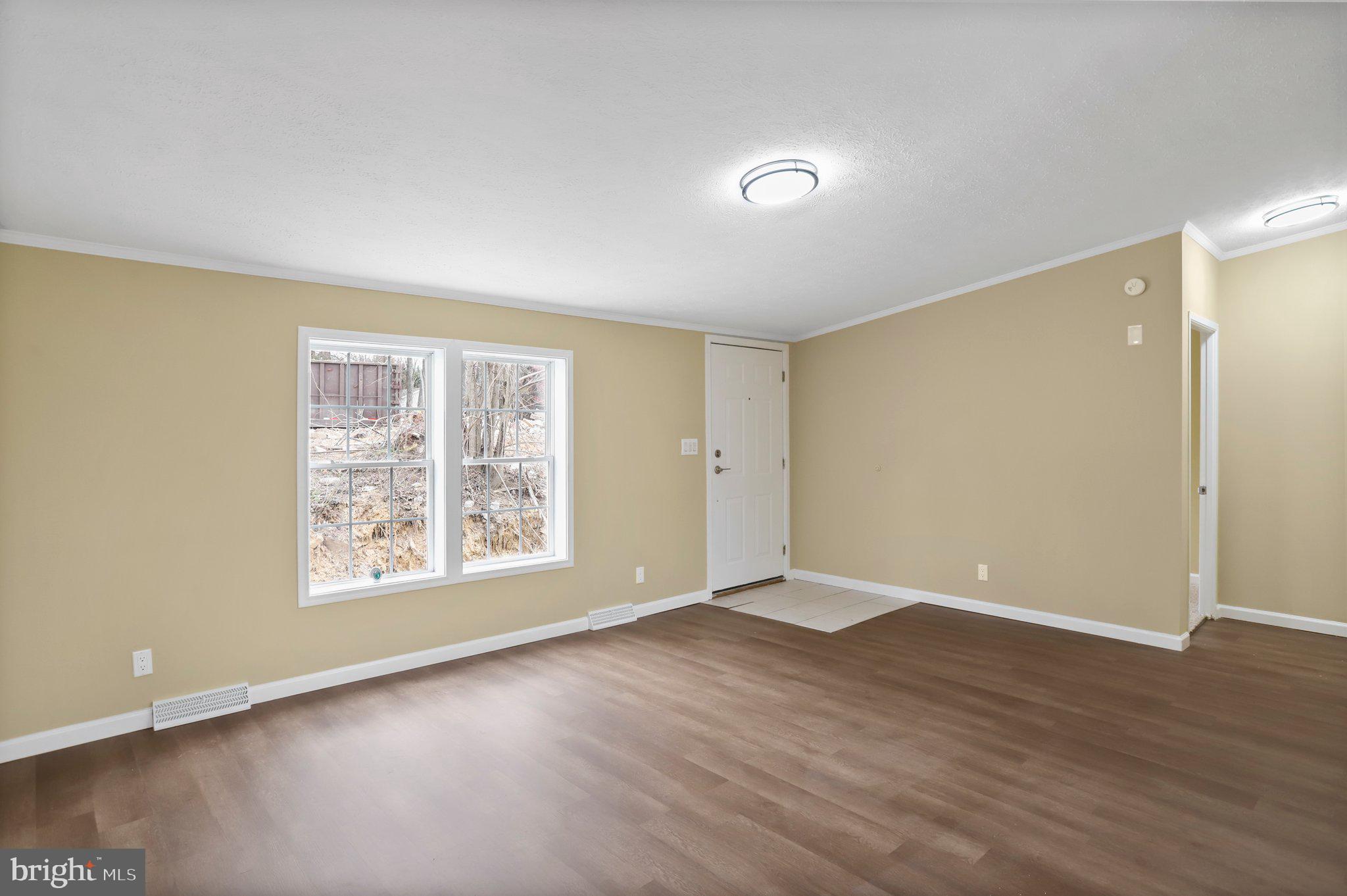 12938 Mentzer Gap Road Waynesboro, PA 17268 - Photo 3 of 24 Living Room