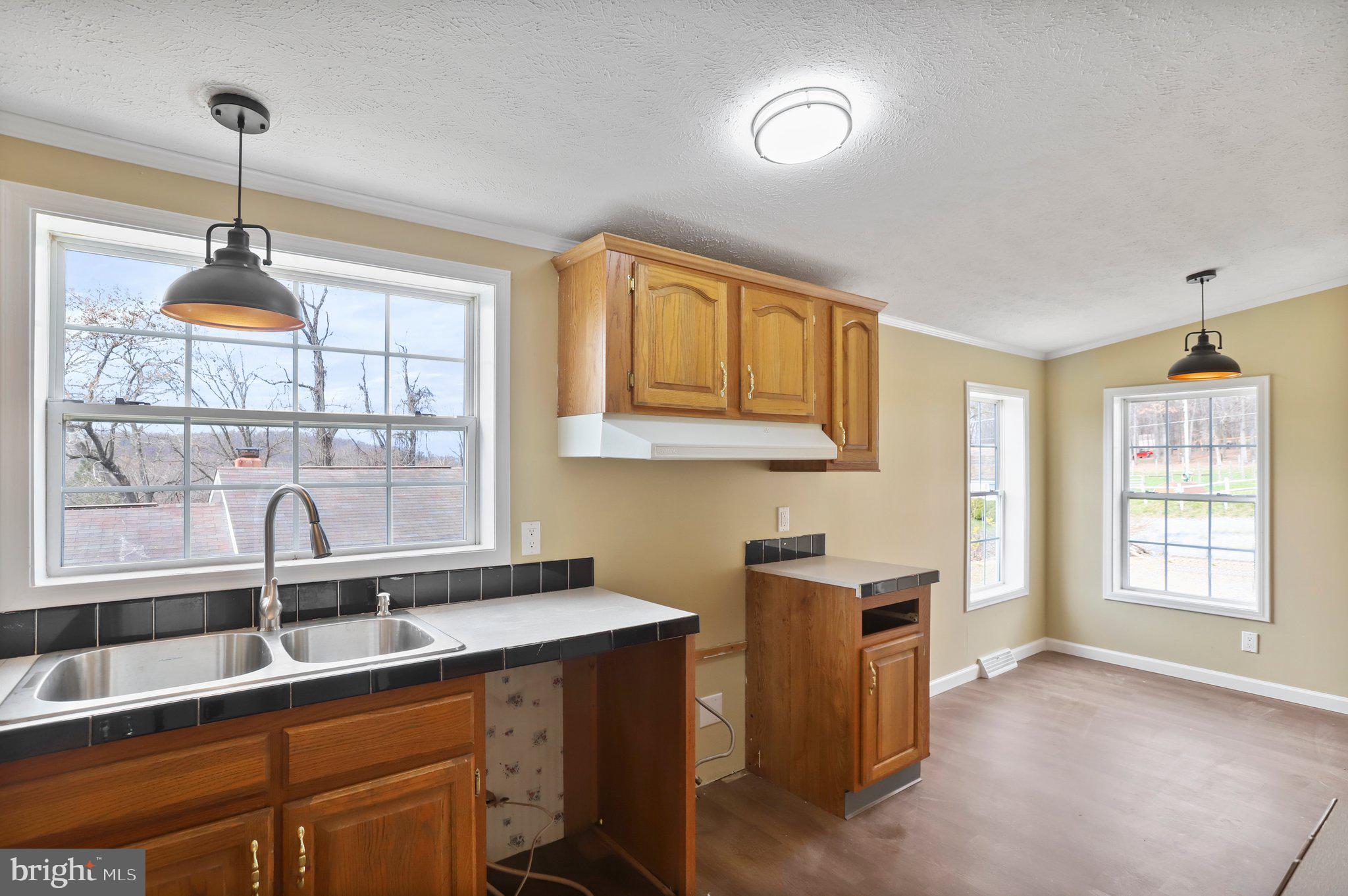 12938 Mentzer Gap Road Waynesboro, PA 17268 - Photo 9 of 24 Kitchen