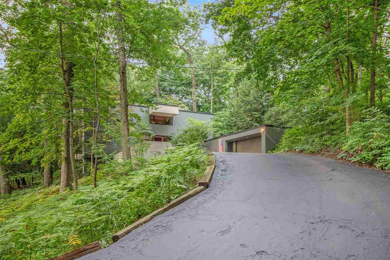 2018 Dale Road Jackson, MI 49203 - Photo 2 of 36 Photo 2