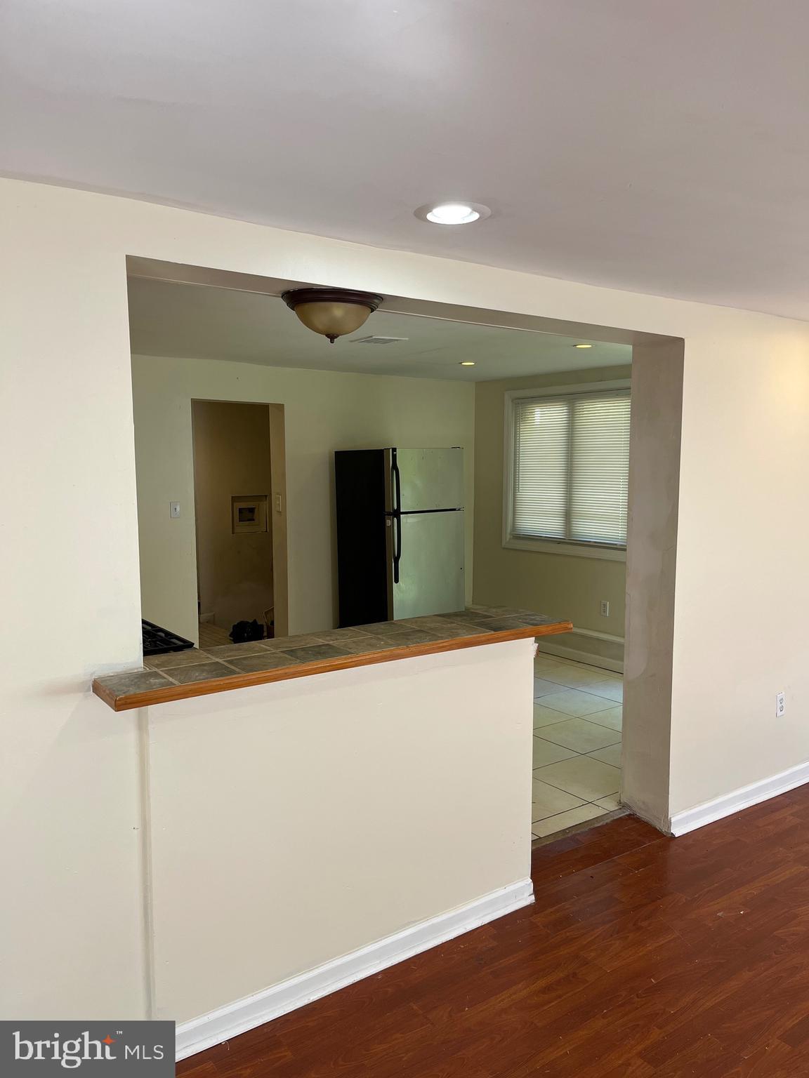 1012 Norcross Road Lindenwold, NJ 08021 - Photo 9 of 34 Dining area into kitchen.