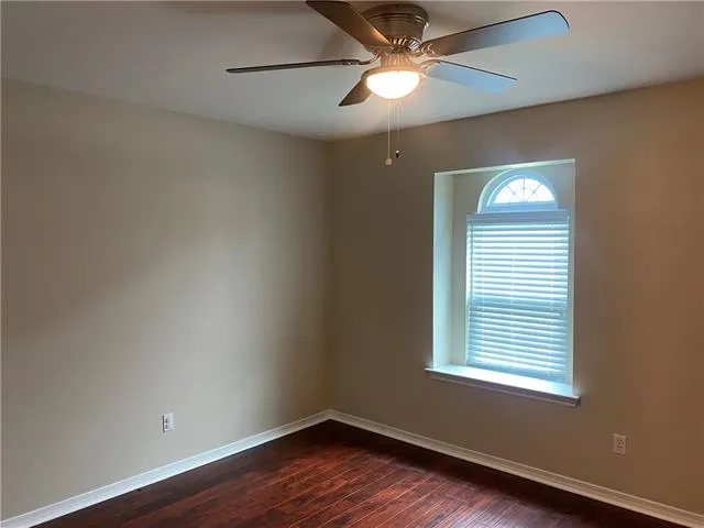 $2,300 | 22 Gladiola Court, Marrero, LA 70072