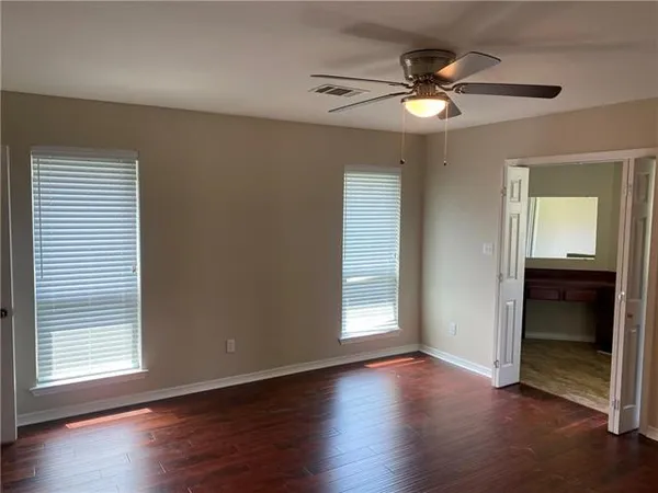 $2,200 | 22 Gladiola Court, Marrero, LA 70072
