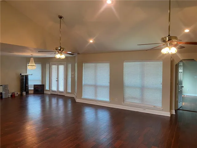 $2,300 | 22 Gladiola Court, Marrero, LA 70072