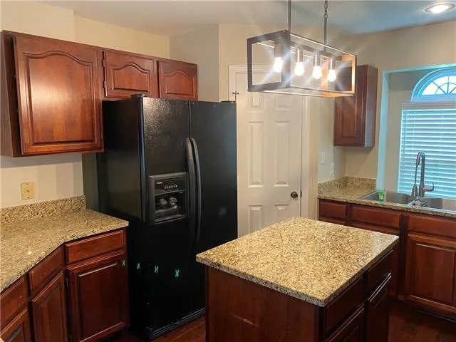 $2,300 | 22 Gladiola Court, Marrero, LA 70072