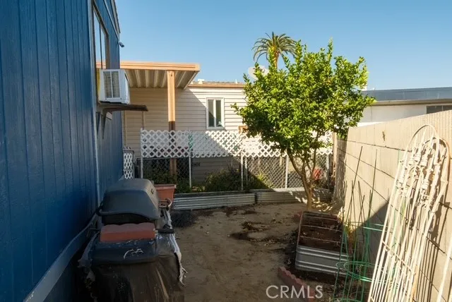 $139,900 | 432 South Harbor Boulevard, Unit 7, Santa Ana, CA 92704