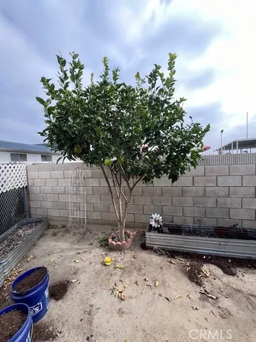 $139,900 | 432 South Harbor Boulevard, Unit 7, Santa Ana, CA 92704