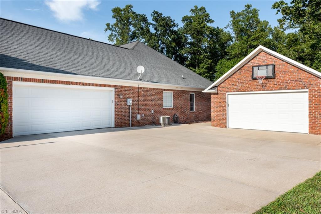 304 Morning Glory Road Madison, NC 27025 - Photo 23 of 29