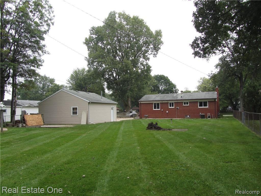 15410 Beech Daly Road Taylor, MI 48180 - Photo 34 of 48 001.JPG