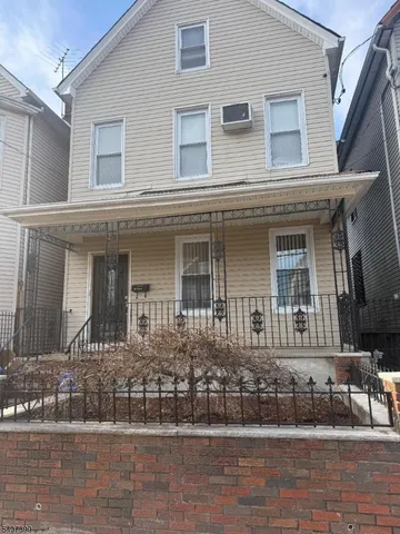 $2,550 | 28 Reid Street, Unit 2, Elizabeth, NJ 07201