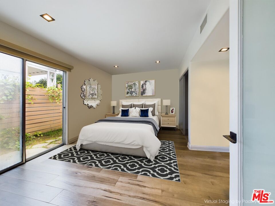 10650 Putney Road Los Angeles, CA 90064 - Photo 2 of 11