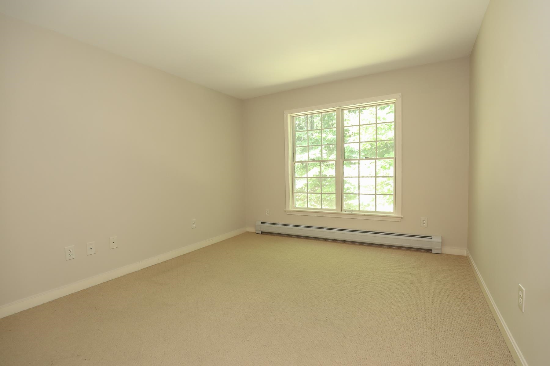 261 North Pond Road Chester, NH 03036 - Photo 22 of 40 Gallery Image 22