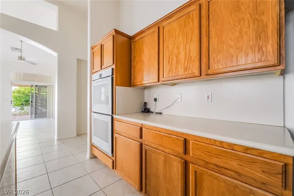 $2,400 | 275 Full Wine Street, Henderson, NV 89014