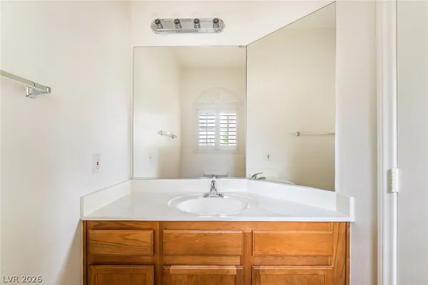 $2,400 | 275 Full Wine Street, Henderson, NV 89014