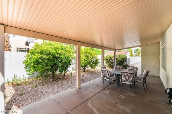 $2,400 | 275 Full Wine Street, Henderson, NV 89014