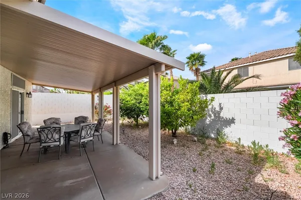 $2,400 | 275 Full Wine Street, Henderson, NV 89014