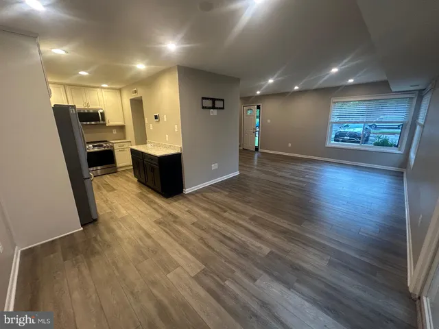 $2,350 | 9574 Standon Place, Columbia, MD 21045