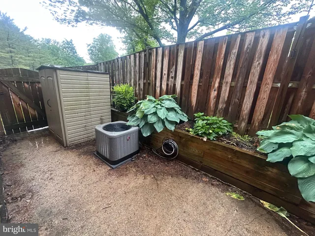 $2,350 | 9574 Standon Place, Columbia, MD 21045