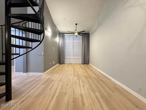$2,500 | 1701 East Colter Street, Unit 431, Phoenix, AZ 85016