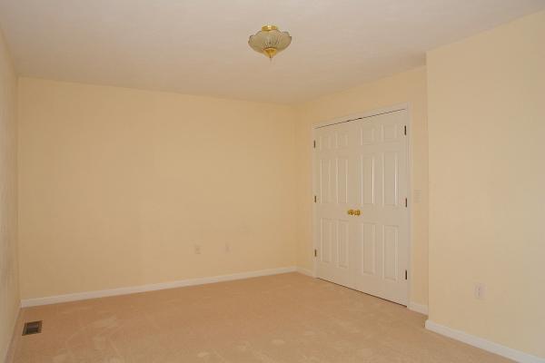 1740 Green Ridge Road Salem, VA 24153 - Photo 17 of 44 16