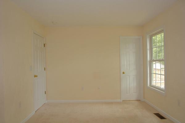 1740 Green Ridge Road Salem, VA 24153 - Photo 19 of 44 18