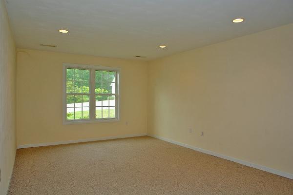 1740 Green Ridge Road Salem, VA 24153 - Photo 28 of 44 27