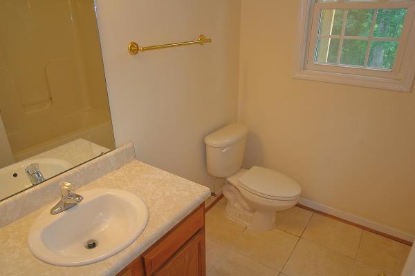 1740 Green Ridge Road Salem, VA 24153 - Photo 33 of 44 32