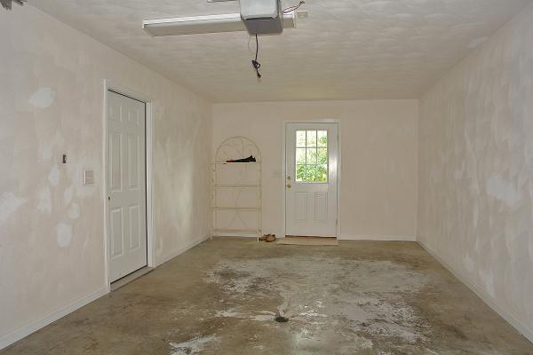 1740 Green Ridge Road Salem, VA 24153 - Photo 35 of 44 34