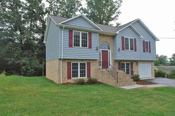 1740 Green Ridge Road Salem, VA 24153 - Photo 43 of 44 42
