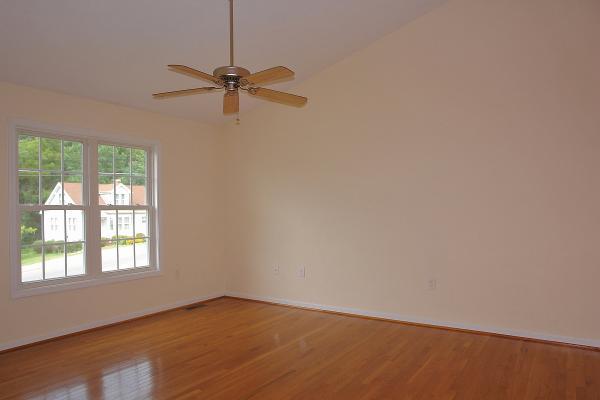 1740 Green Ridge Road Salem, VA 24153 - Photo 6 of 44 5