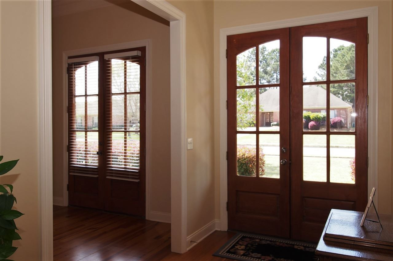 347 Red Eagle Circle Ridgeland, MS 39157 - Photo 5 of 33 Lots of natural light in this home