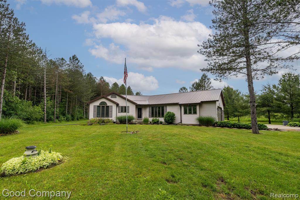 6865 Graham Road Jeddo, MI 48032 - Photo 3 of 42