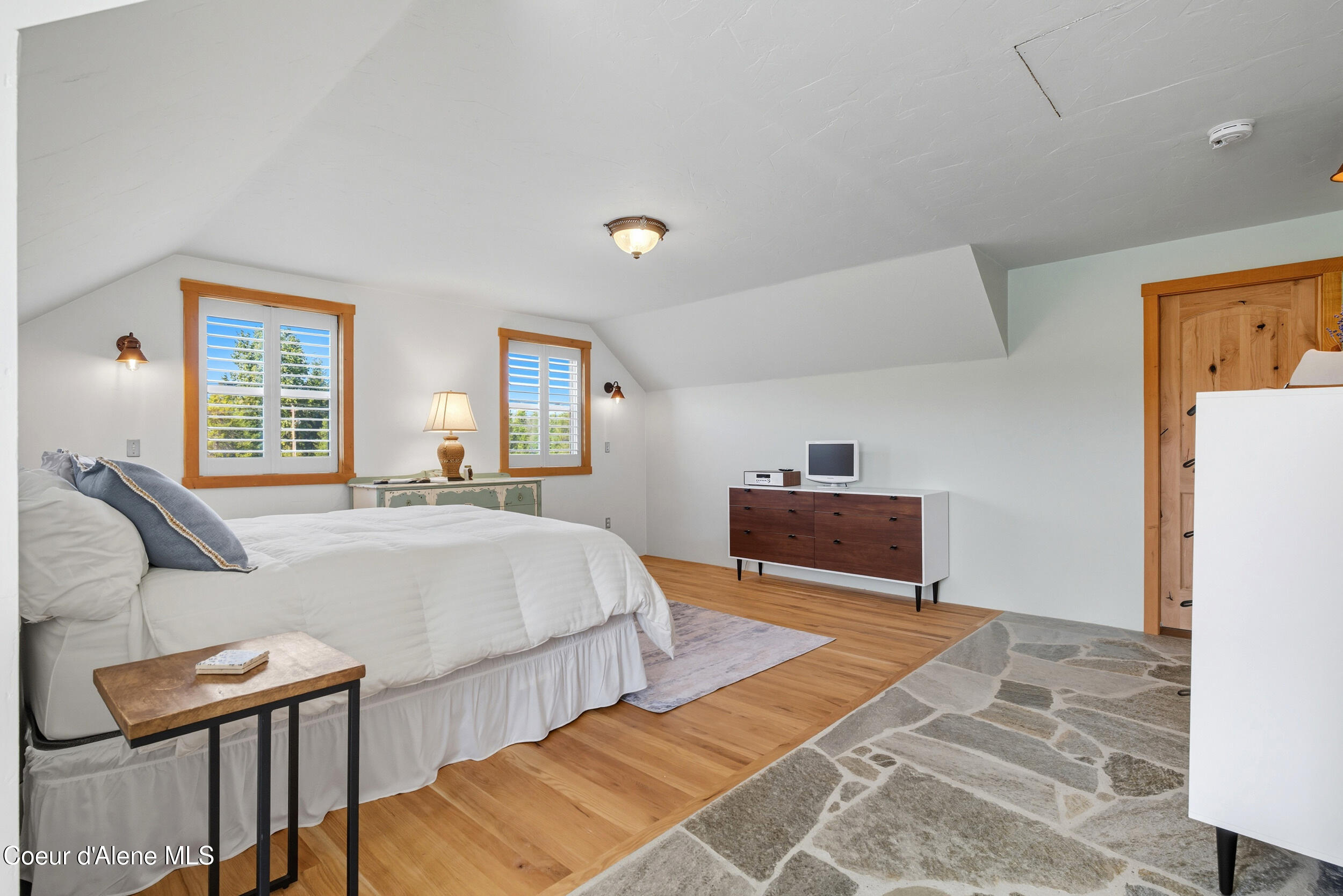 76 Caseys Lane Sandpoint, ID 83864 - Photo 42 of 67 main bedroom