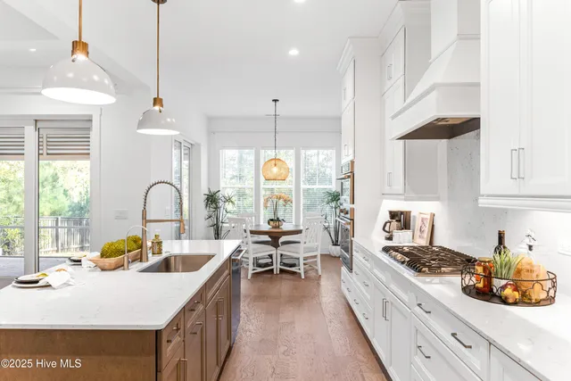 $875,000 | 1712 Herons View Drive, Wilmington, NC 28401