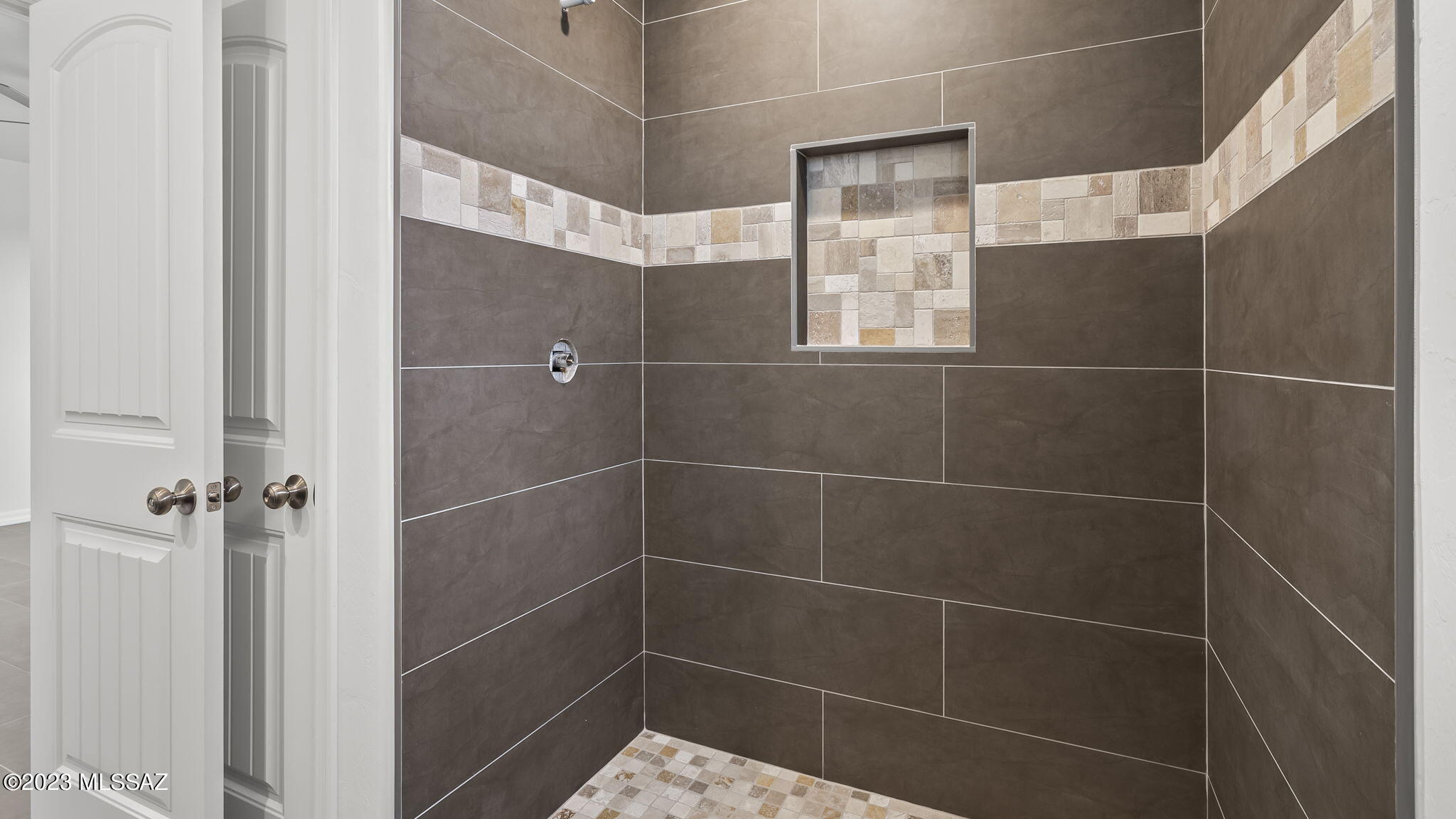 1019 Paseo Guebabi Rio Rico, AZ 85648 - Photo 25 of 25 a bathroom with a shower