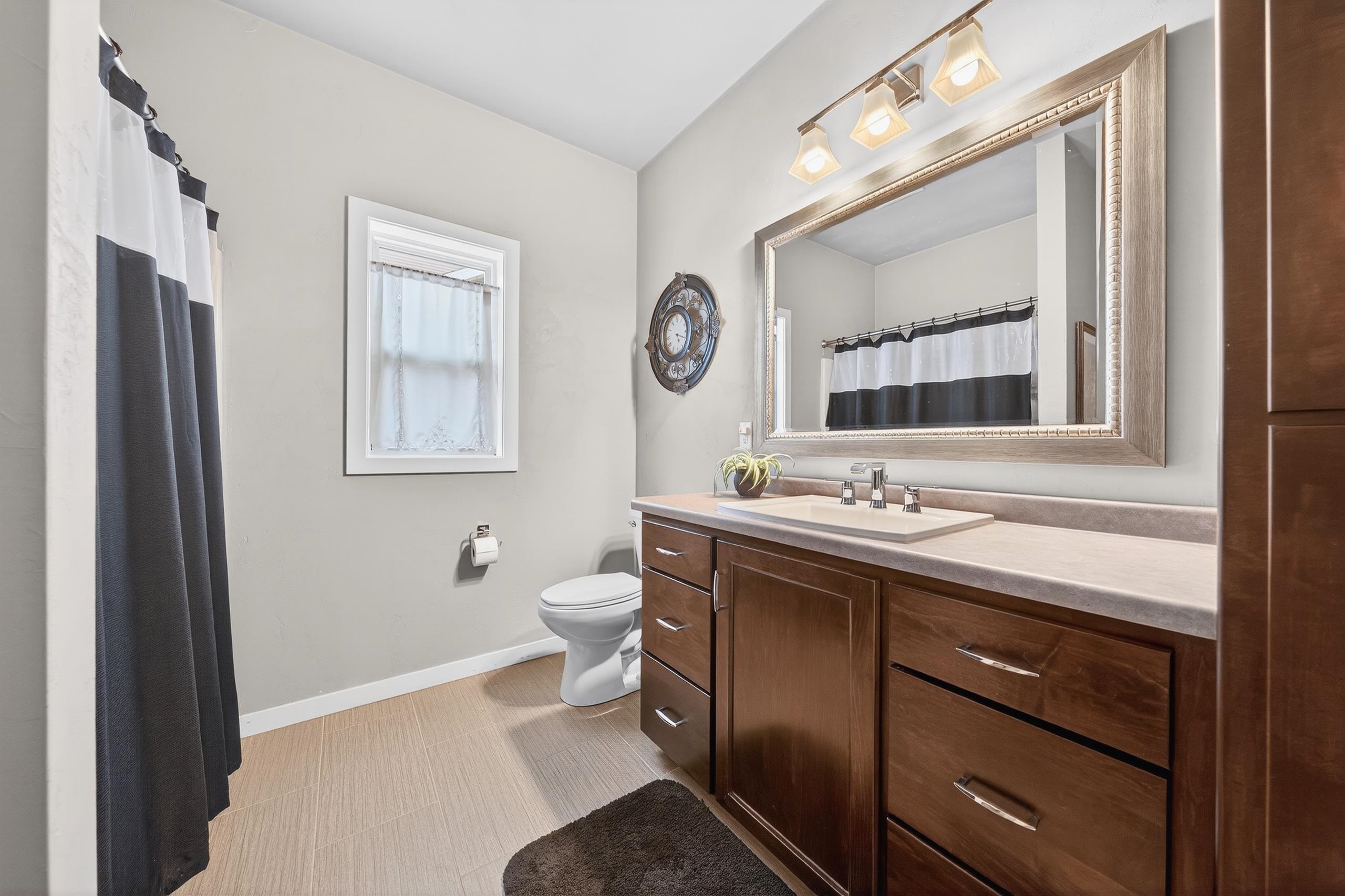 W6036 Zach Street Menasha, WI 54952 - Photo 15 of 49