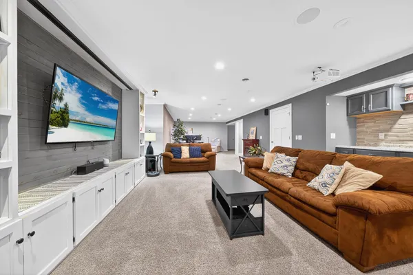 $550,000 | W6036 Zach Street, Menasha, WI 54952