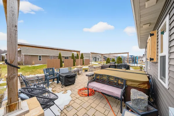 $550,000 | W6036 Zach Street, Menasha, WI 54952