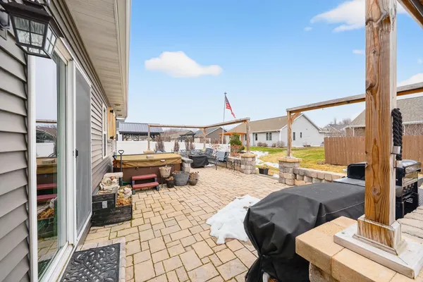 $550,000 | W6036 Zach Street, Menasha, WI 54952