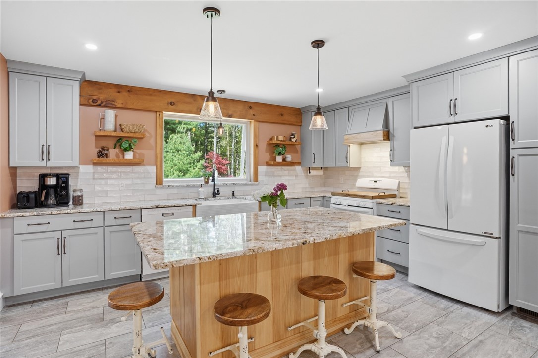 712 E Road Scituate, RI 02857 - Photo 25 of 50