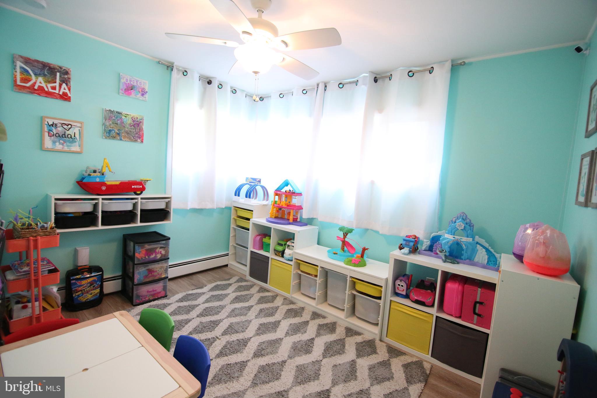 80 Quaker Hill Road Levittown, PA 19057 - Photo 14 of 23 Gallery Image 14