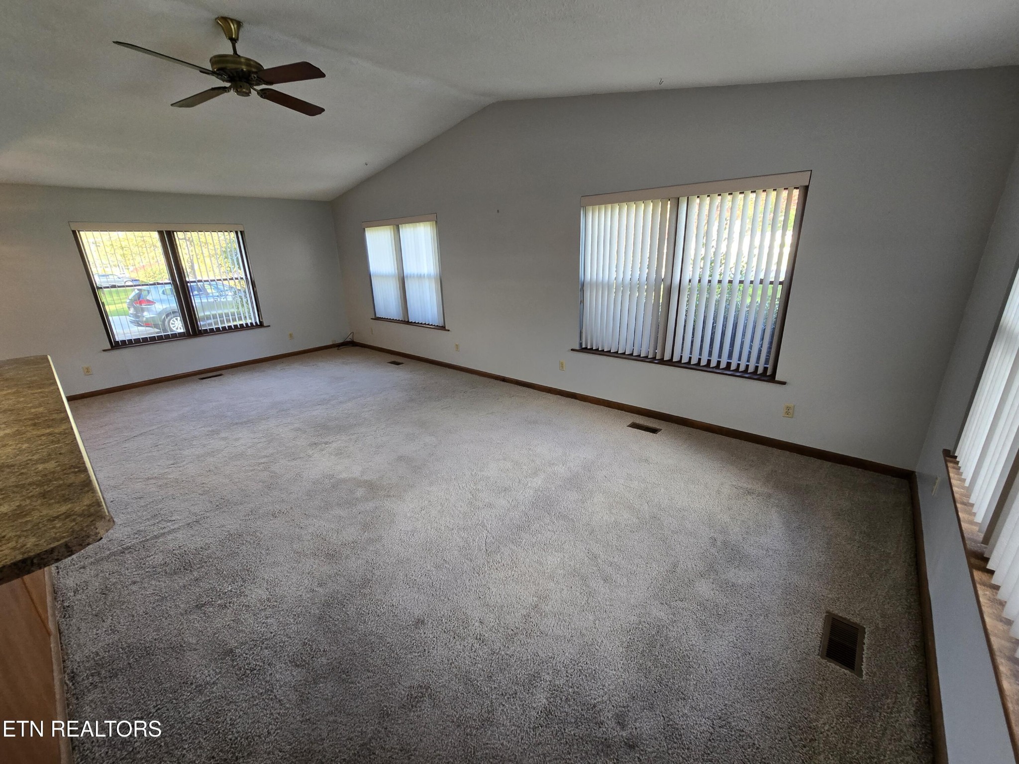 2628 Dunbar Road Crossville, TN 38572 - Photo 8 of 29 Gallery Image 8