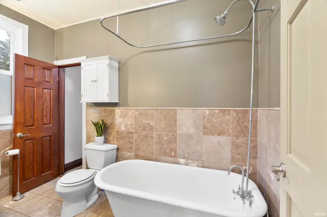 $299,900 | 1422 Virginia Street, Lafayette, IN 47905