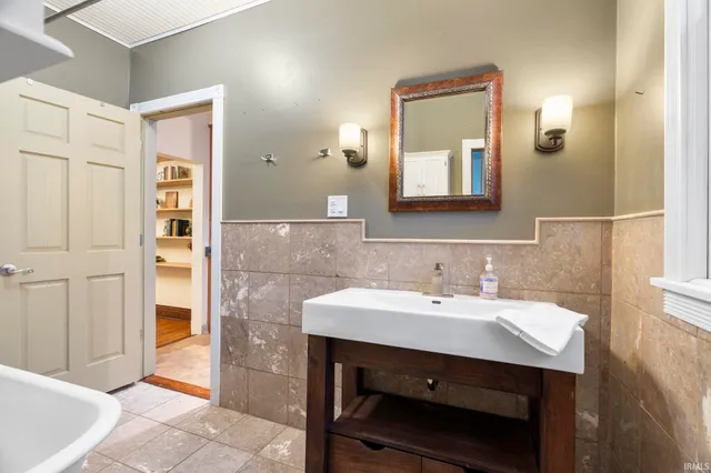 $299,900 | 1422 Virginia Street, Lafayette, IN 47905