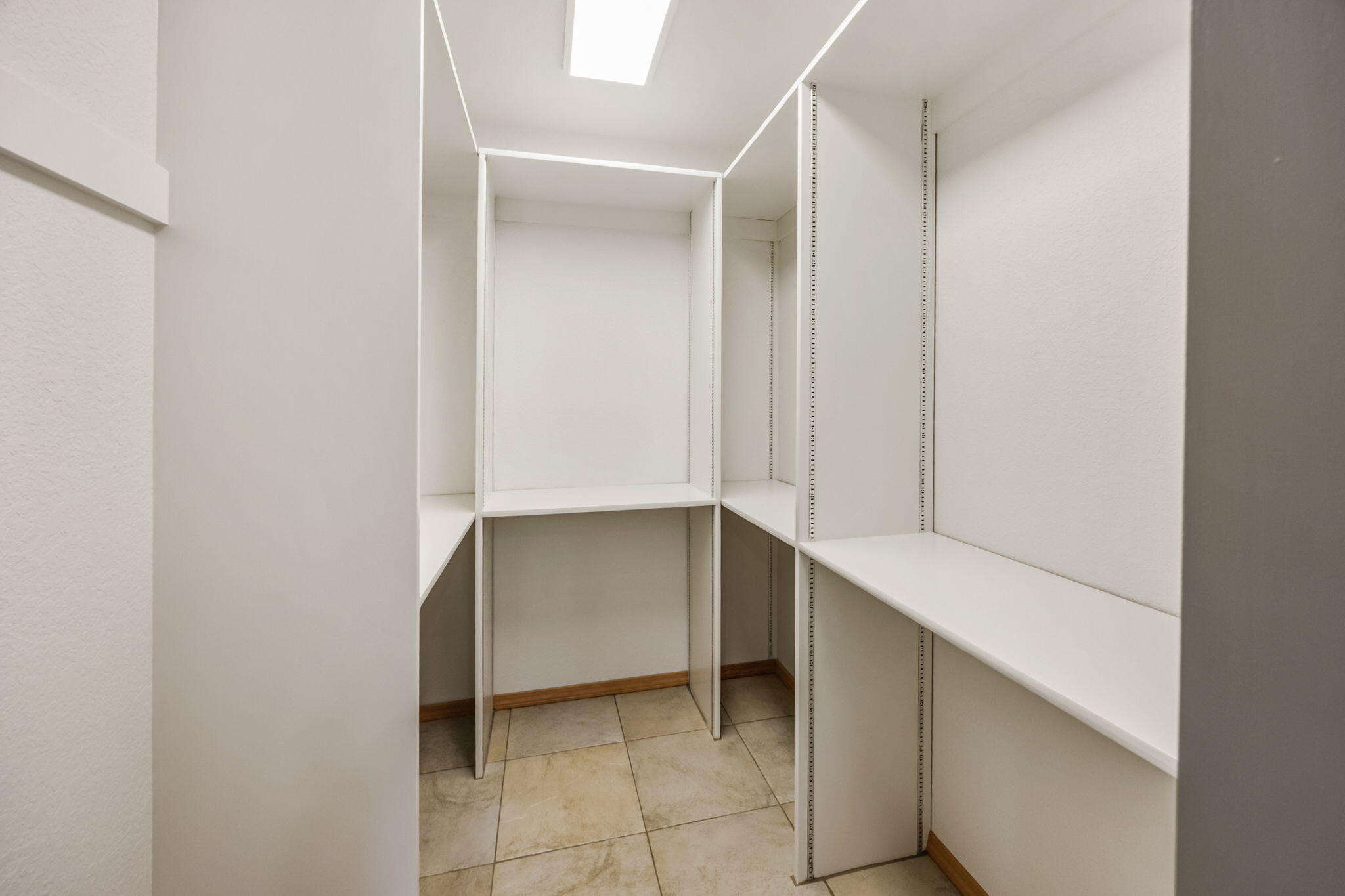 120 Lomas Road Jacksonville, OR 97530 - Photo 24 of 62 a view of an empty walk in closet