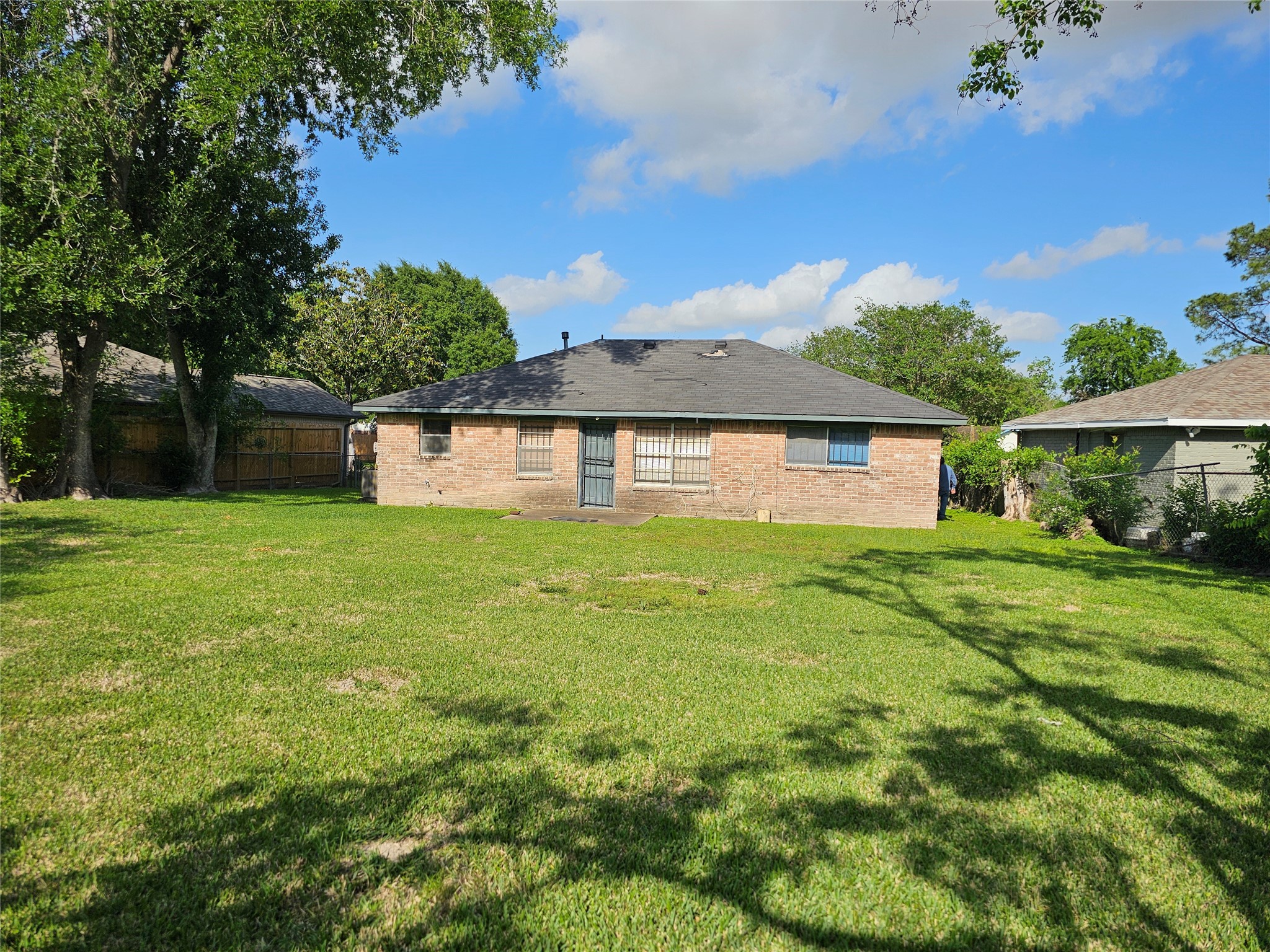 5131 Beechaven Street Houston, TX 77053 - Photo 4 of 14