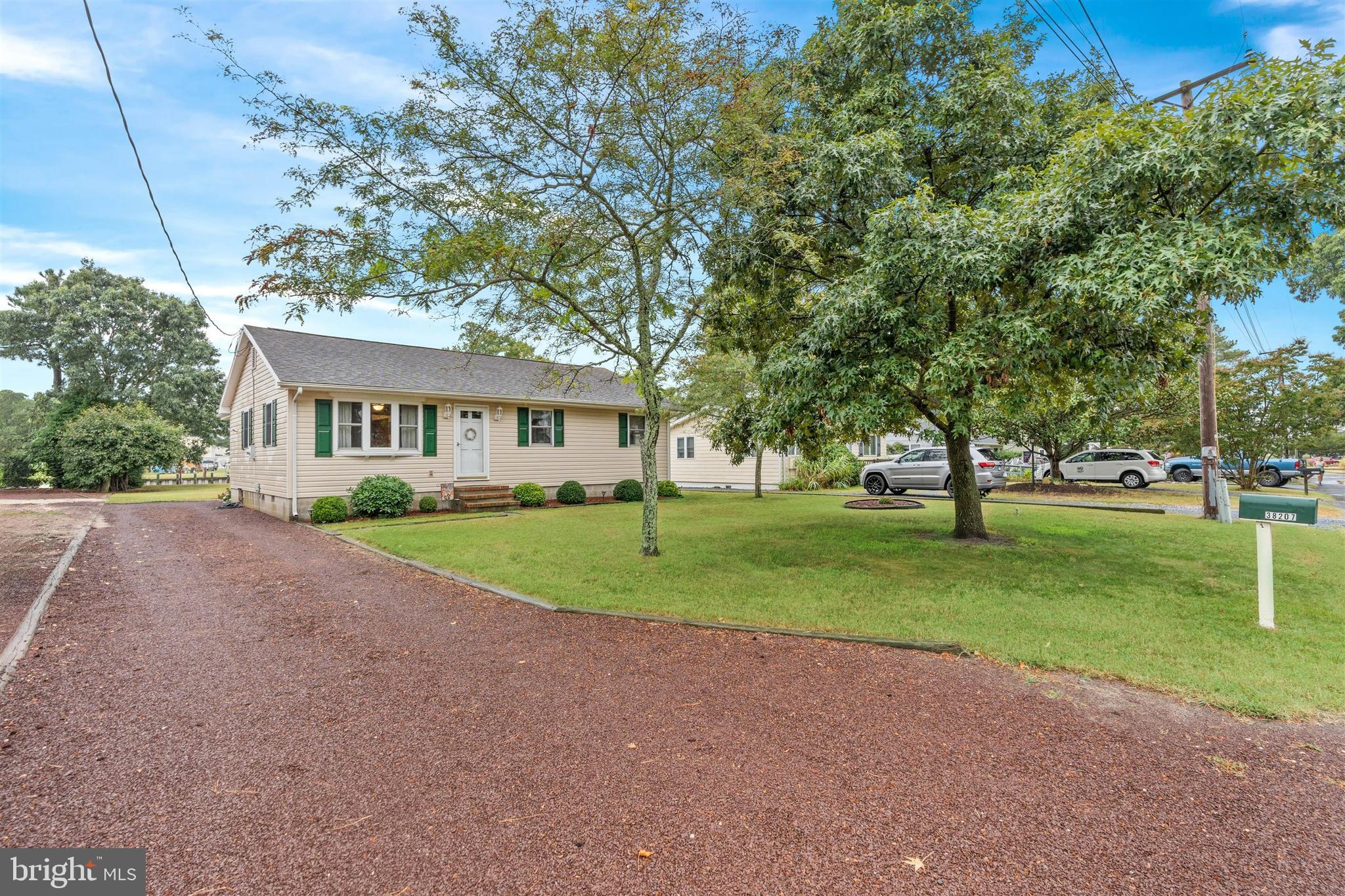 38207 Piney Point Road Ocean View, DE 19970 - Photo 5 of 52 Gallery Image 5
