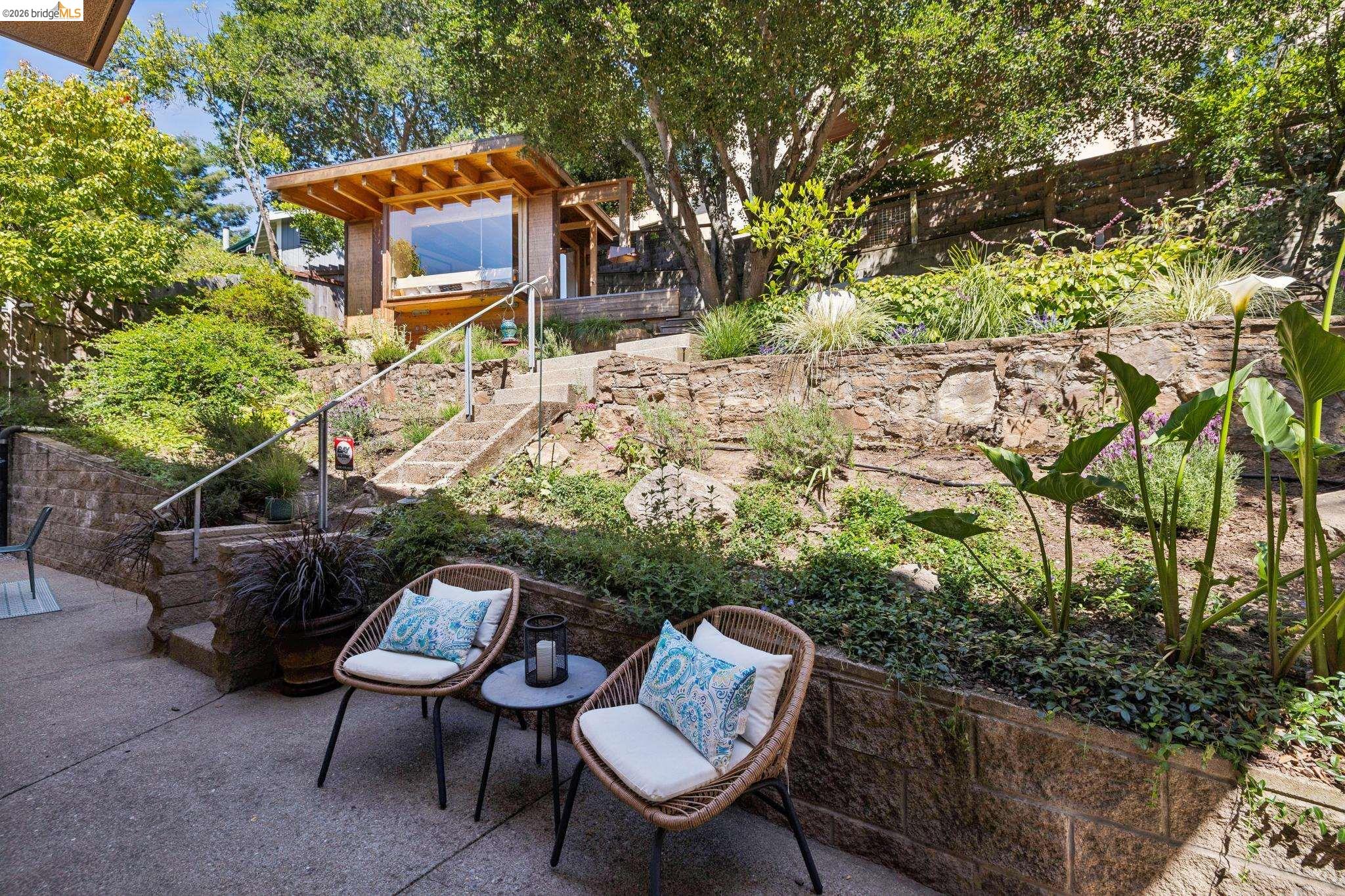 122 Vicente Road Berkeley, CA 94705 - Photo 22 of 51
