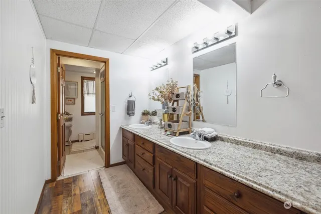 $750,000 | 9009 Martin Avenue Northwest, Silverdale, WA 98383