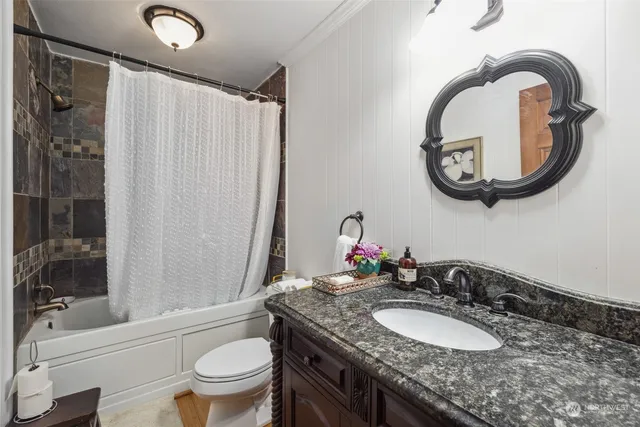 $750,000 | 9009 Martin Avenue Northwest, Silverdale, WA 98383